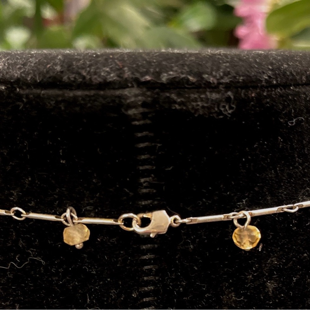 Delicate Gold Tone Beaded Necklace - Picture 3 of 4